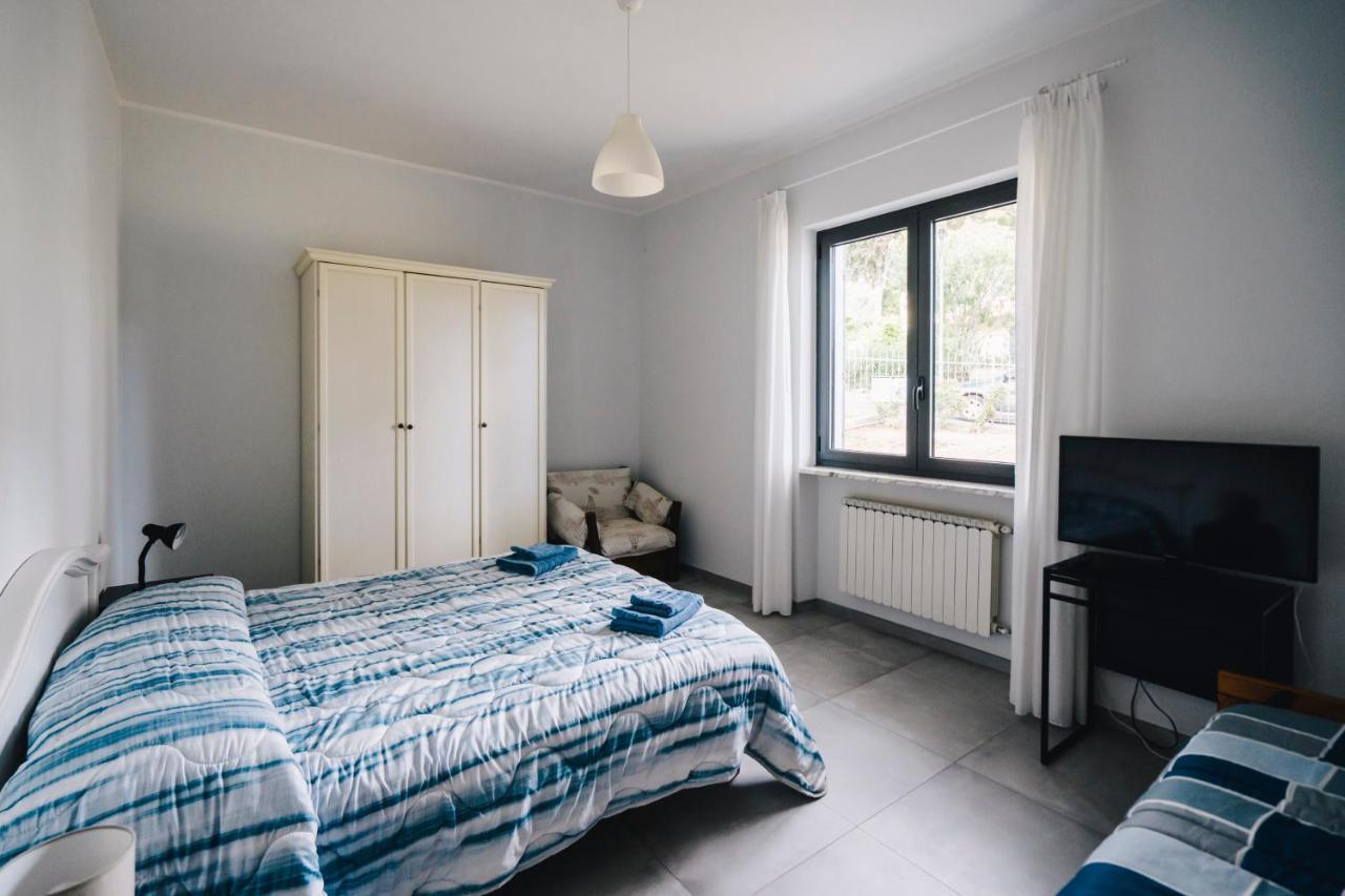 Il Lampin B&B Marina dʼMarina dʼAndora エクステリア 写真